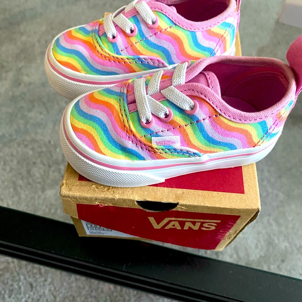 Low top vans